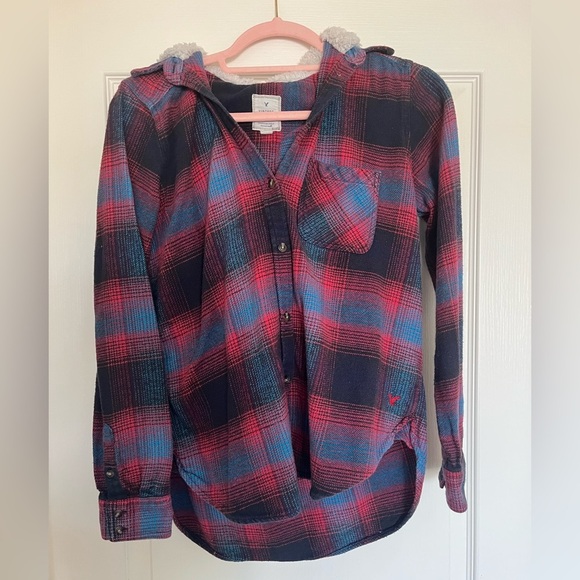 FREE American Eagle plaid flannel shirt with faux fur lined hood - 100% cotton - Picture 3 of 7